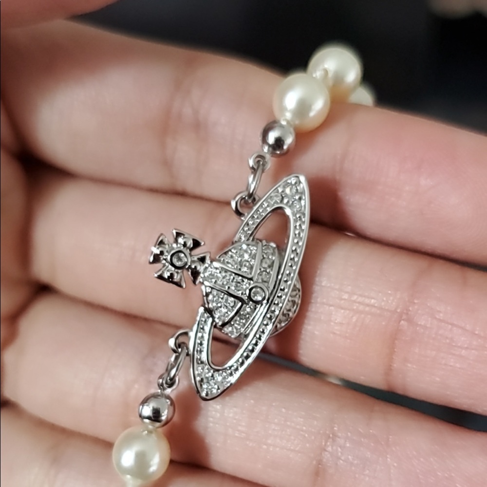Vivienne Westwood neckness